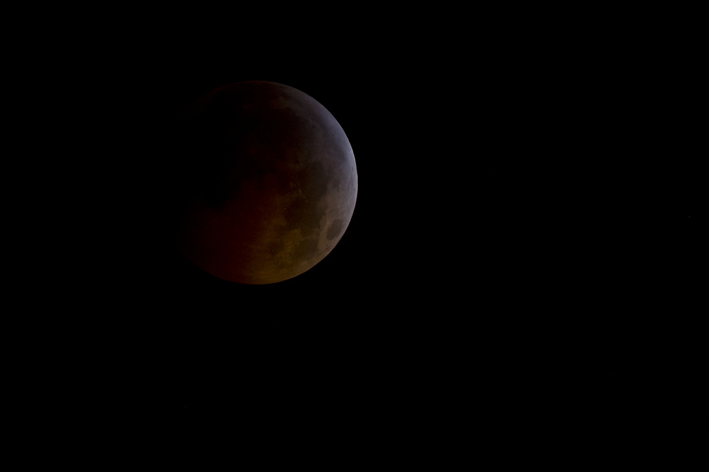 Longest Total Lunar Eclipse in 11 Years Occurs Wednesday
